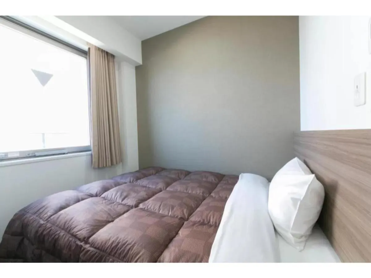 R&B Hotel Shin Osaka Kitaguchi - Vacation Stay 15204V 0*,  日本