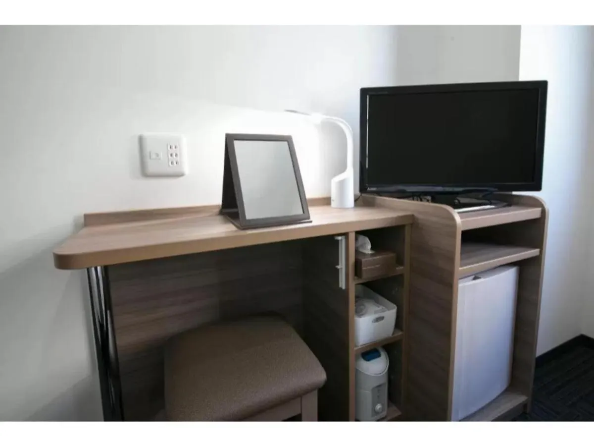R&B Hotel Shin Osaka Kitaguchi - Vacation Stay 15204V 0*,  日本